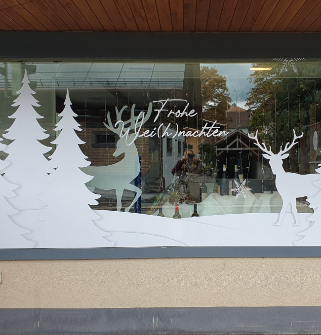 Décoration de vitrine hivernale en film adhésif blanc